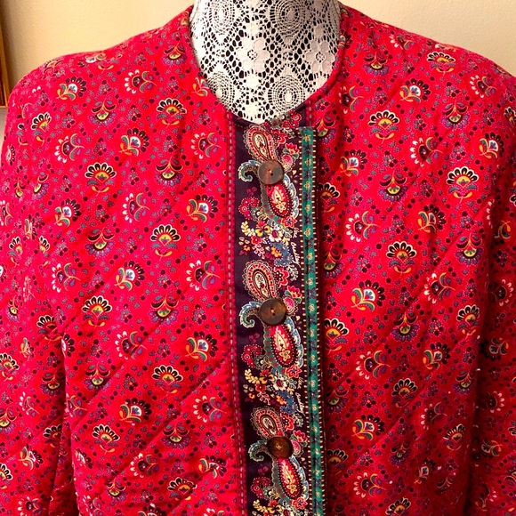 Vera Bradley vibrate red quilted jacket - Picture 3 of 10